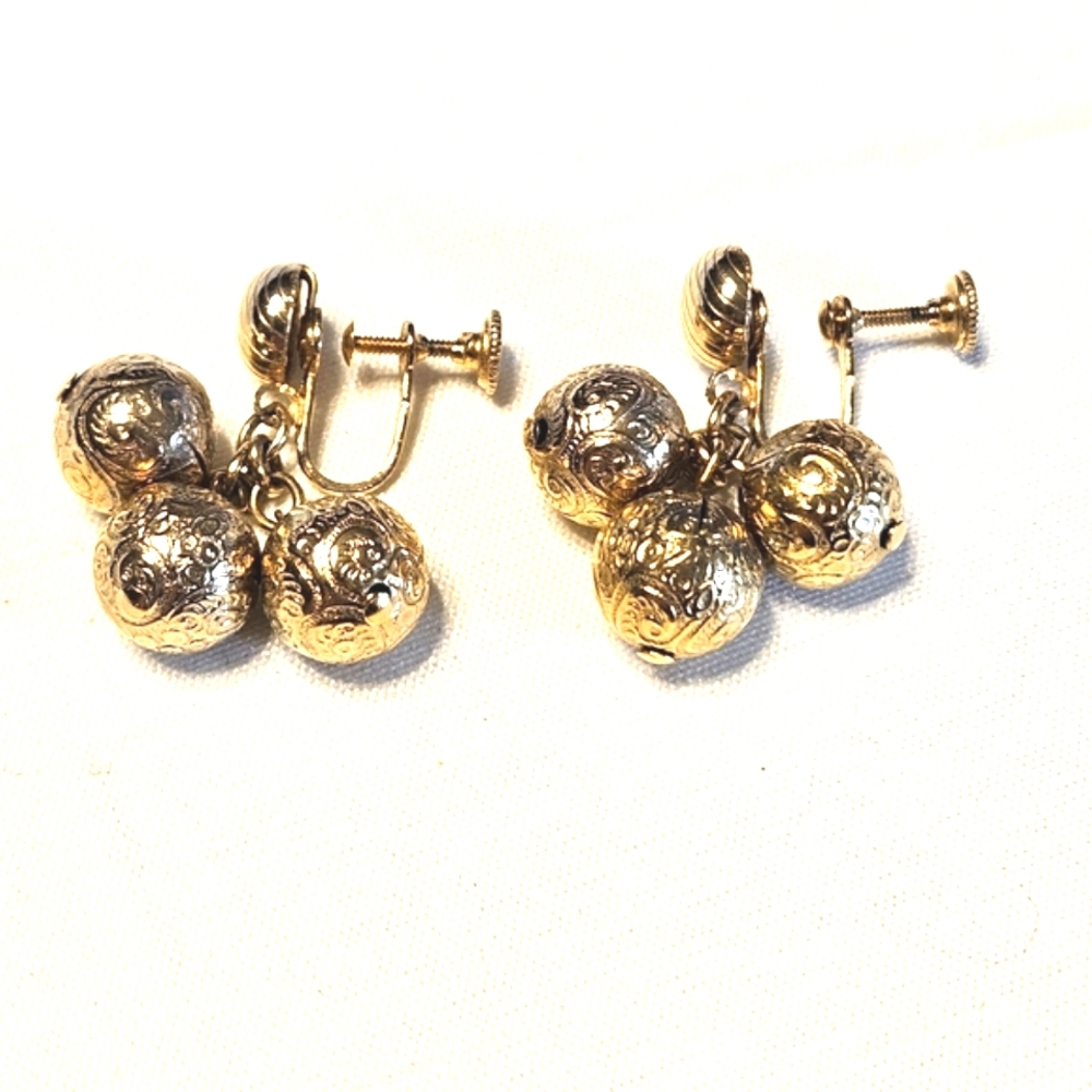 Vintage Gold Tone Filigree Ball Charms On Half-Dome Stud Screwback Earrings